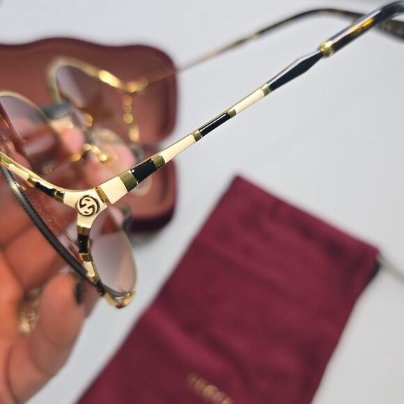 Gucci Oversized Round Sunglasses Enameled Bamboo Accent Brown Gradient Lens main image 5